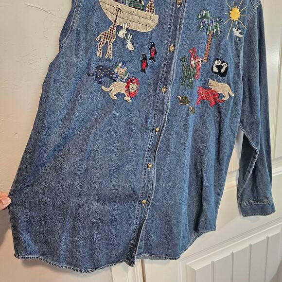 Vintage Noah's Ark Denim Blouse Women Medium 90s Button Animals Christian Bible - Picture 5 of 8